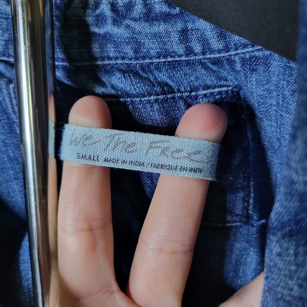 We The Free - Free People - Freya Denim Top - Picture 8 of 9